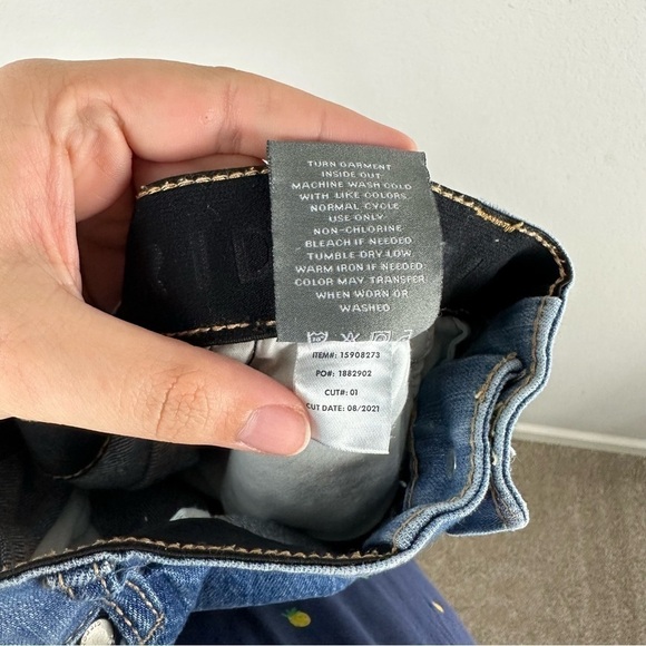 Torrid Medium Wash Distressed Skinny Jeans Size 20 Plus Size - Picture 5 of 5